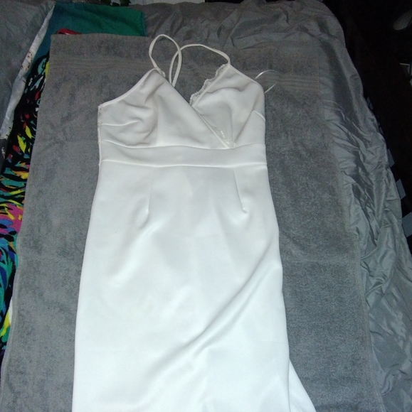 Dress - Picture 1 of 5